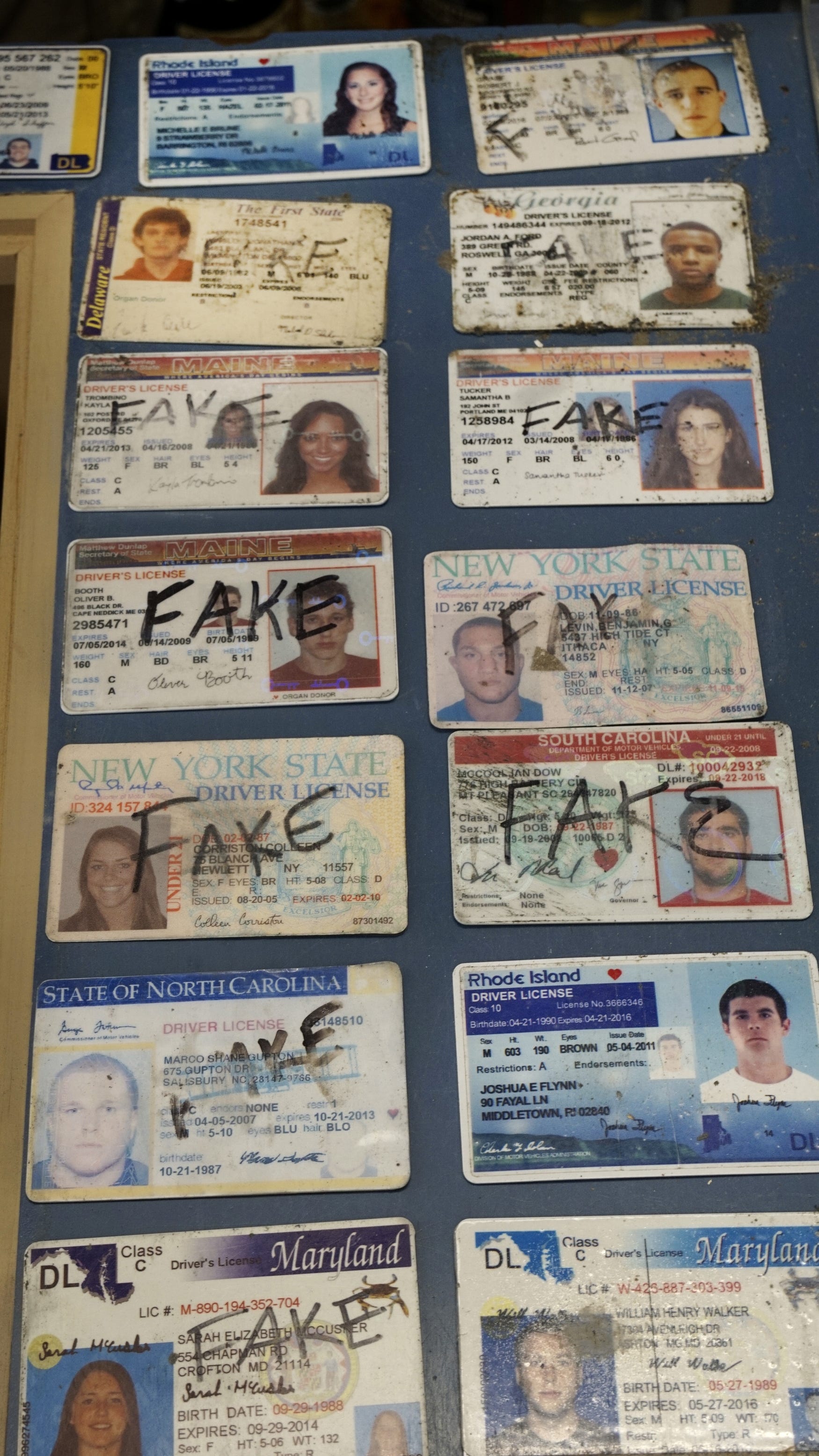 how to take a fake id photo